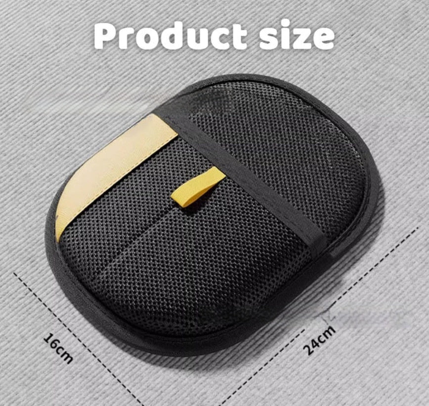 Pet Hair Cleaner & Removal Artifact